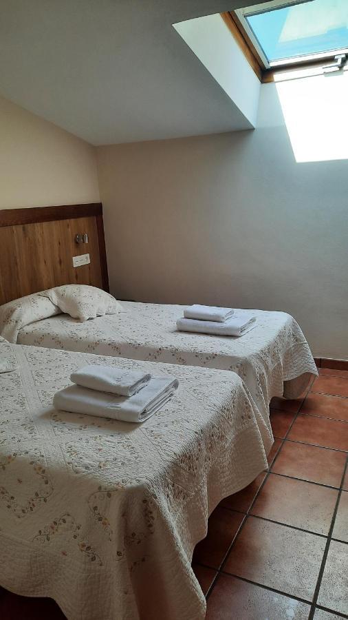 Casa Rural La Casina Villa Sariego Bagian luar foto